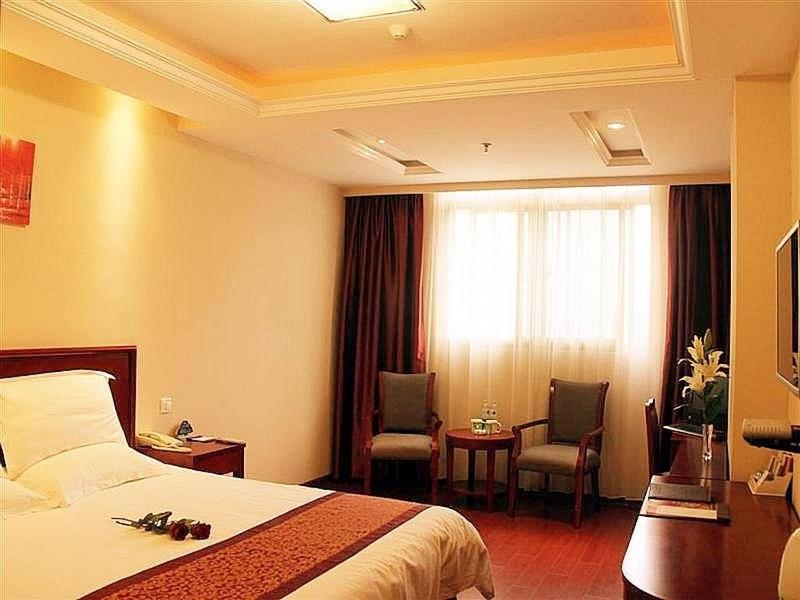 Greentree Inn Jiangsu Yancheng Dongtai Honglan Road Pedestrian Street Express Hotel 외부 사진