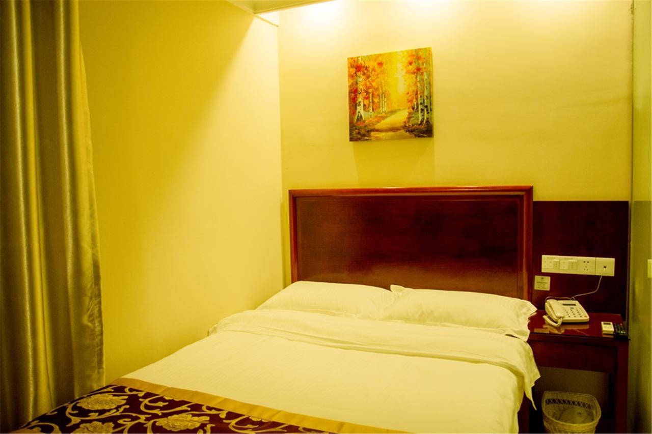 Greentree Inn Jiangsu Yancheng Dongtai Honglan Road Pedestrian Street Express Hotel 외부 사진