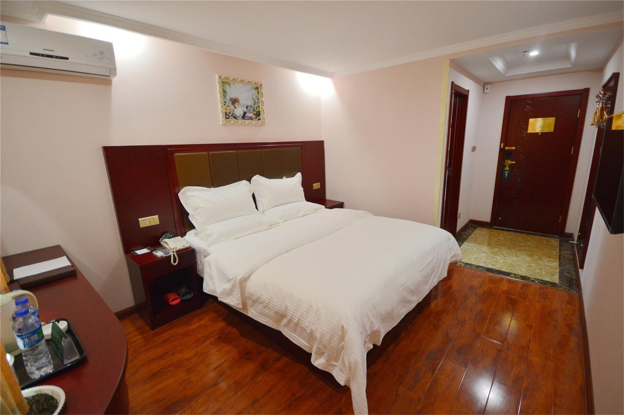 Greentree Inn Jiangsu Yancheng Dongtai Honglan Road Pedestrian Street Express Hotel 외부 사진